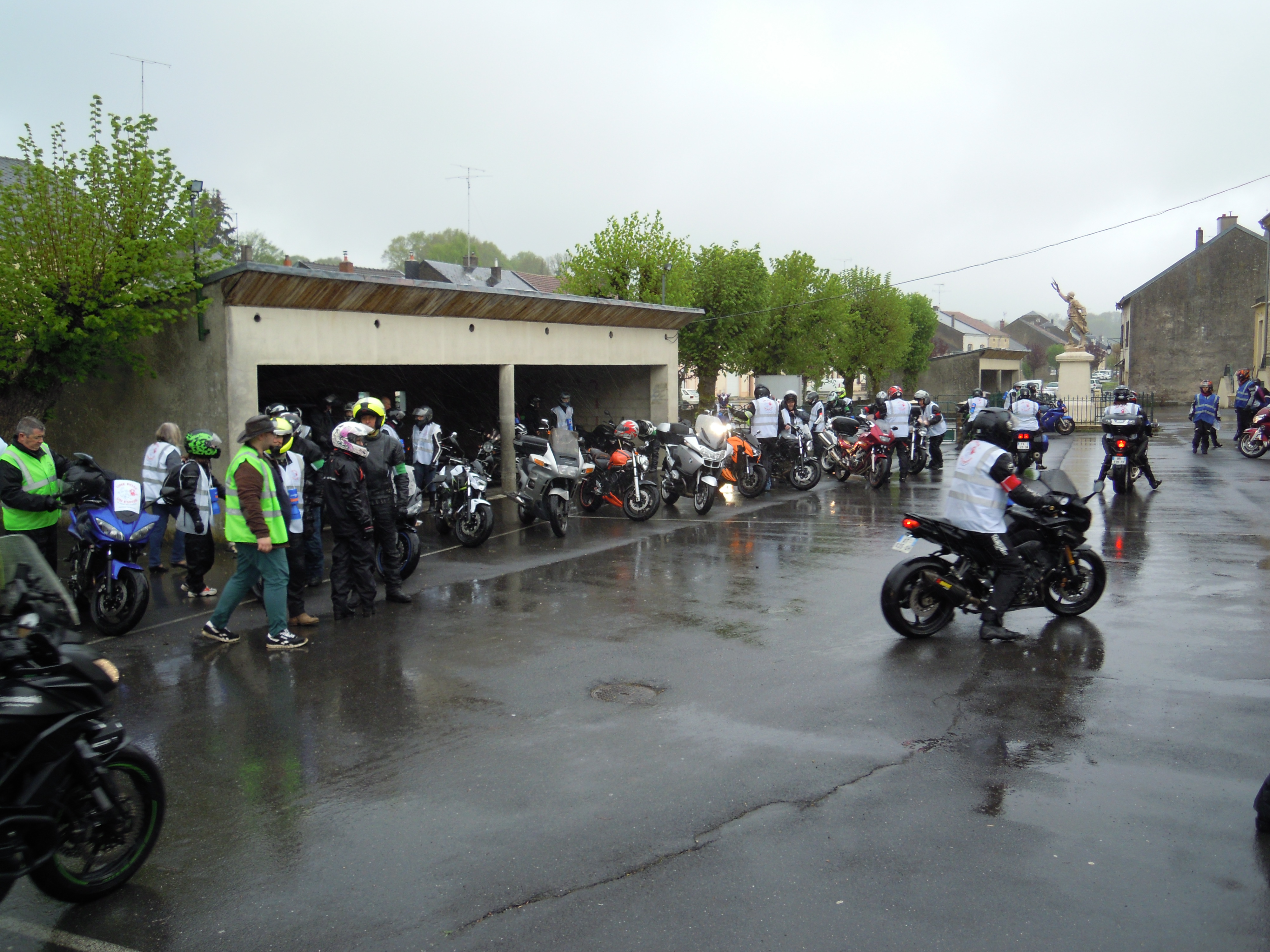 65 motards à PURE le samedi 27 avril.